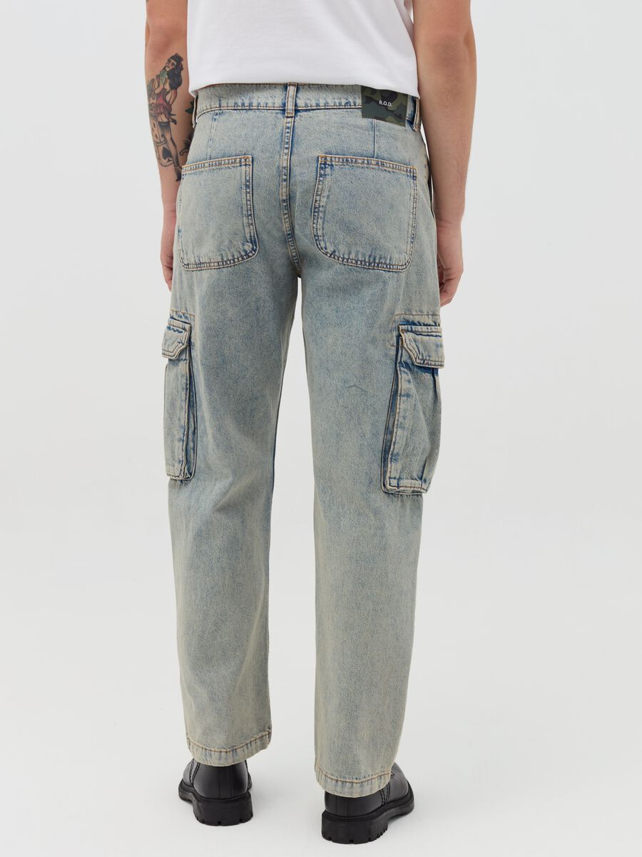 Acid wash cargo jeans_2