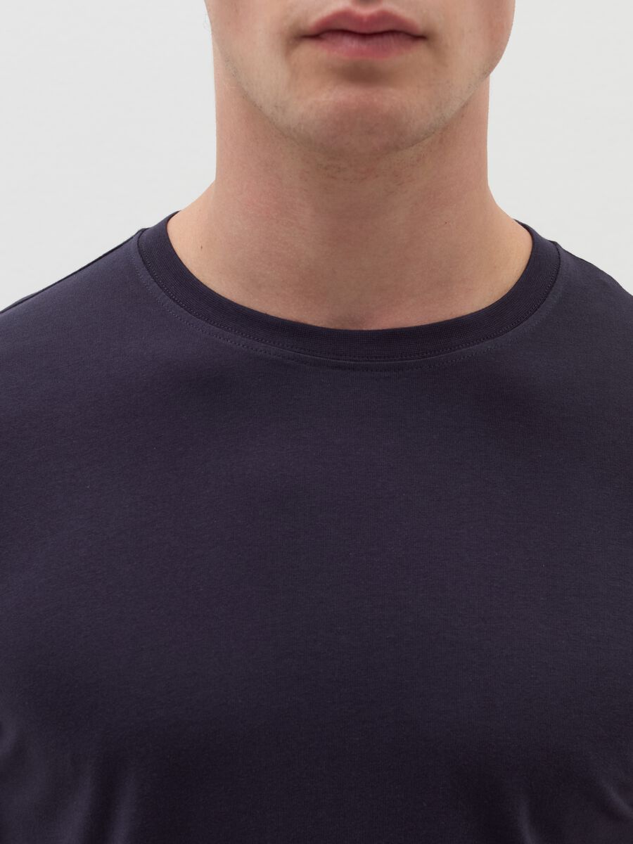 Organic cotton undershirt with round neck_3