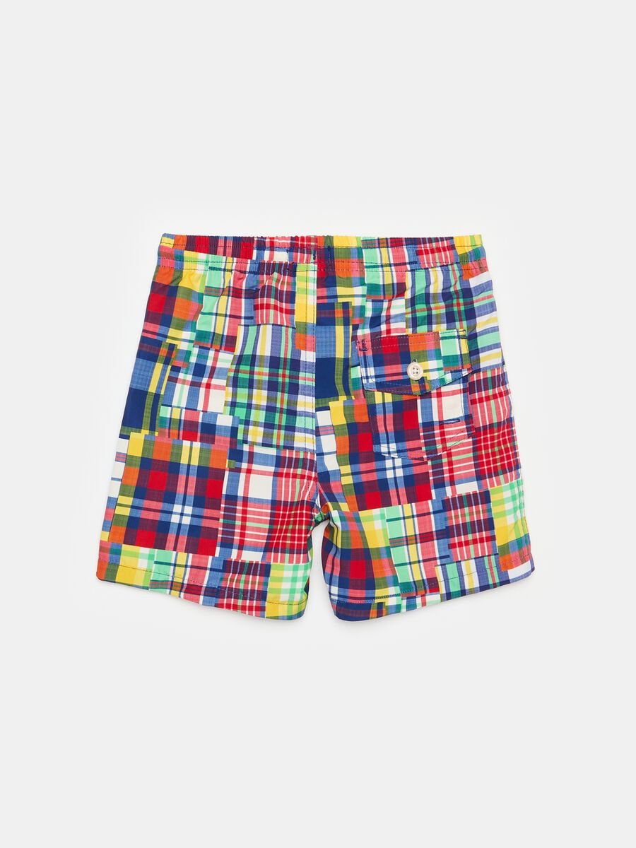 Swimming trunks with drawstring and check print_3