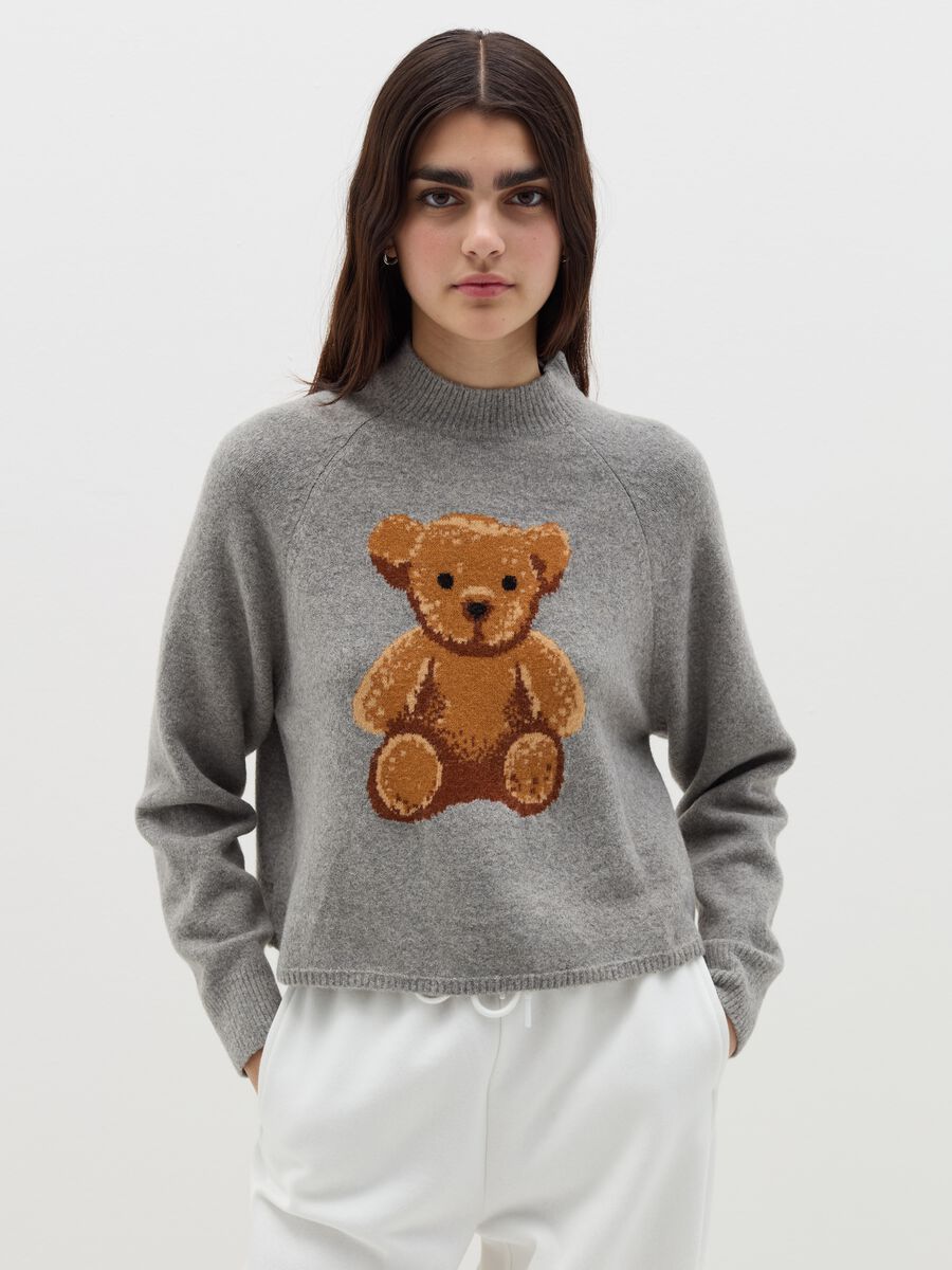 Crop pullover with jacquard bear_1