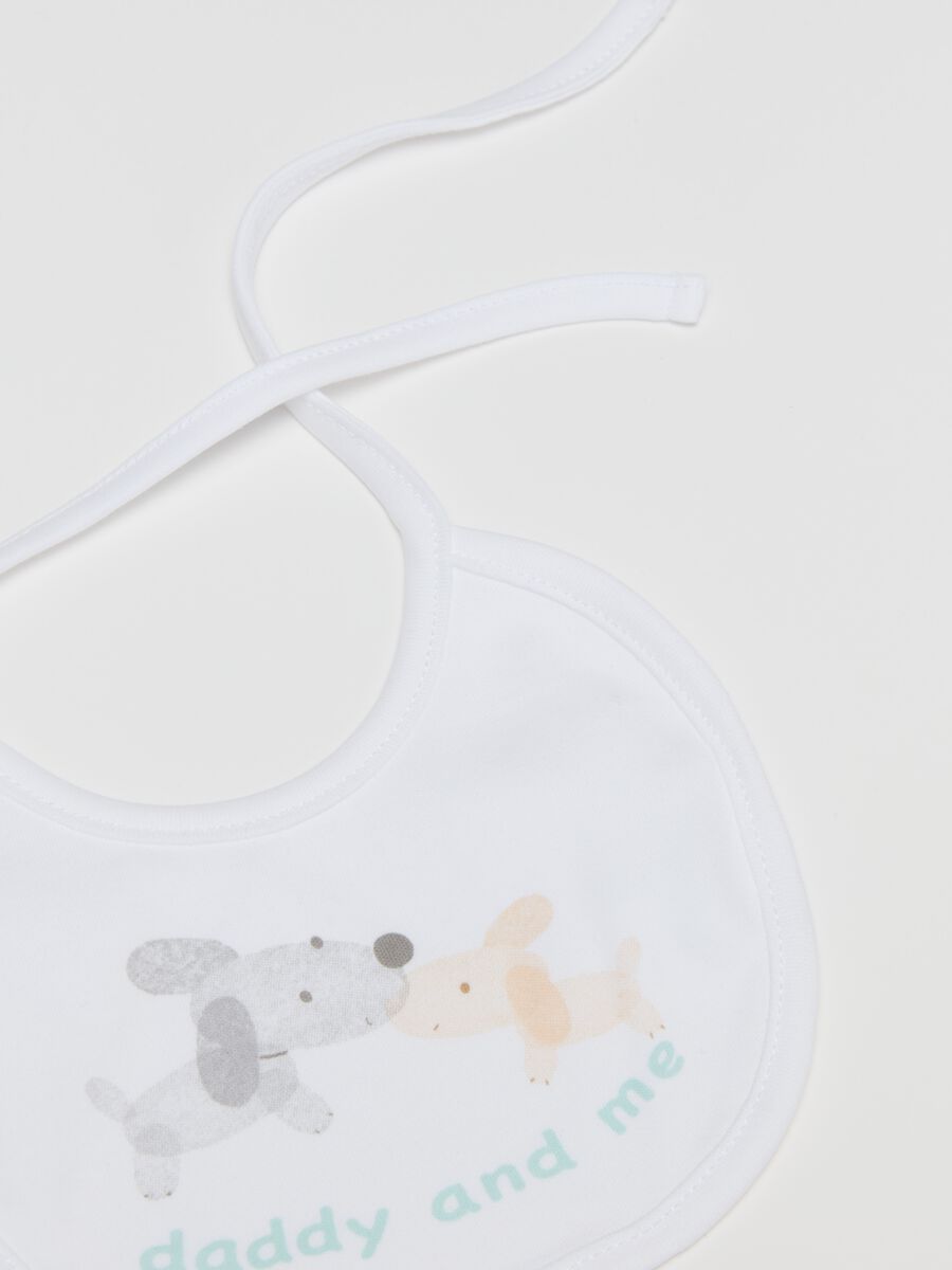 Two-pack bibs with puppies print_2