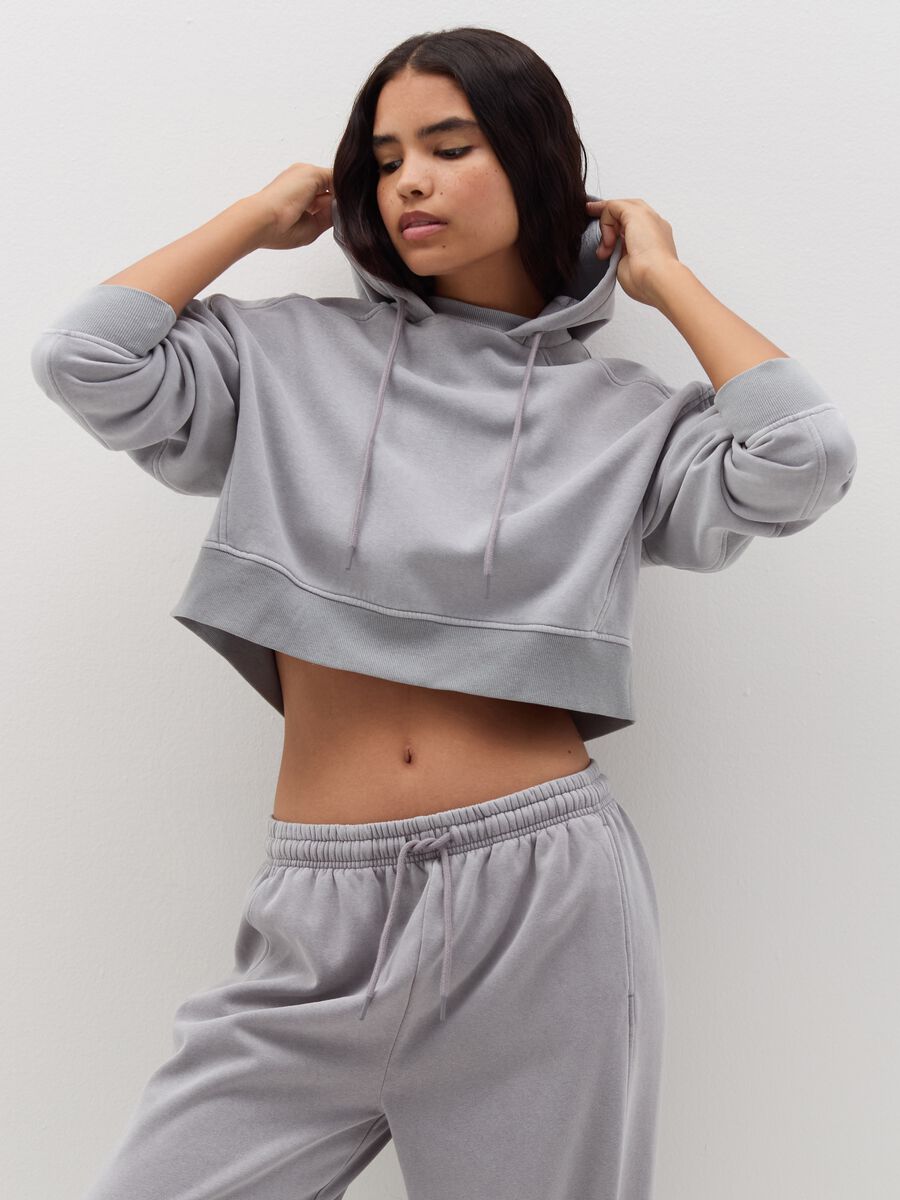 Crop sweatshirt with hood_0