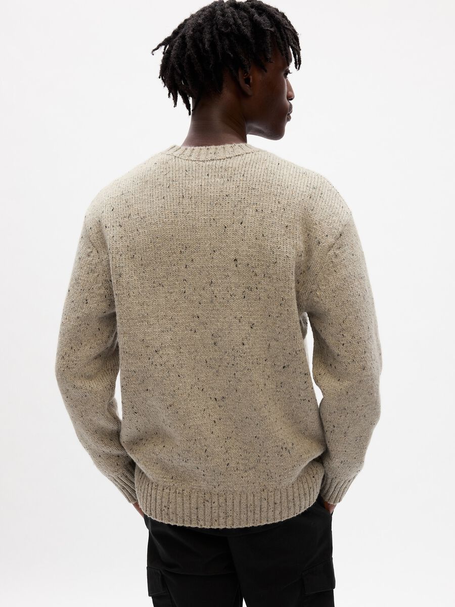 Pullover with round neck and mouliné effect_1