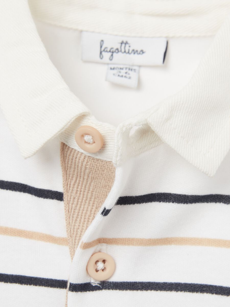 Polo in cotone bio a righe_3