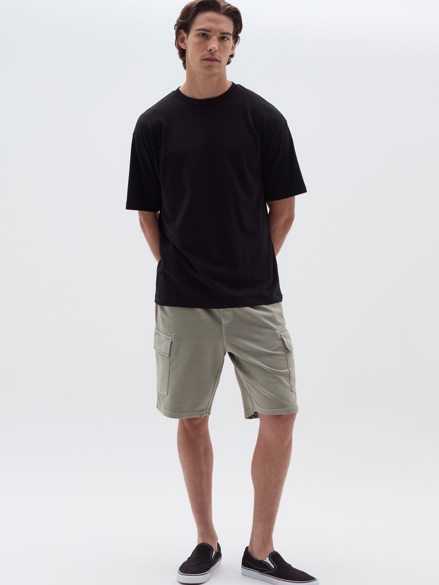 Cargo Bermuda shorts in cotton with drawstring_0