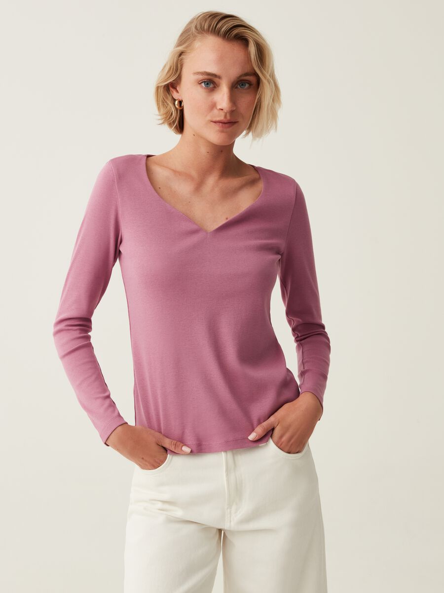 Long-sleeved T-shirt with sweetheart neck_1