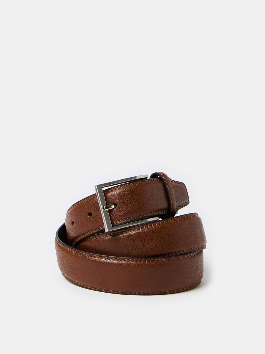 Belt with contrasting stitching_0