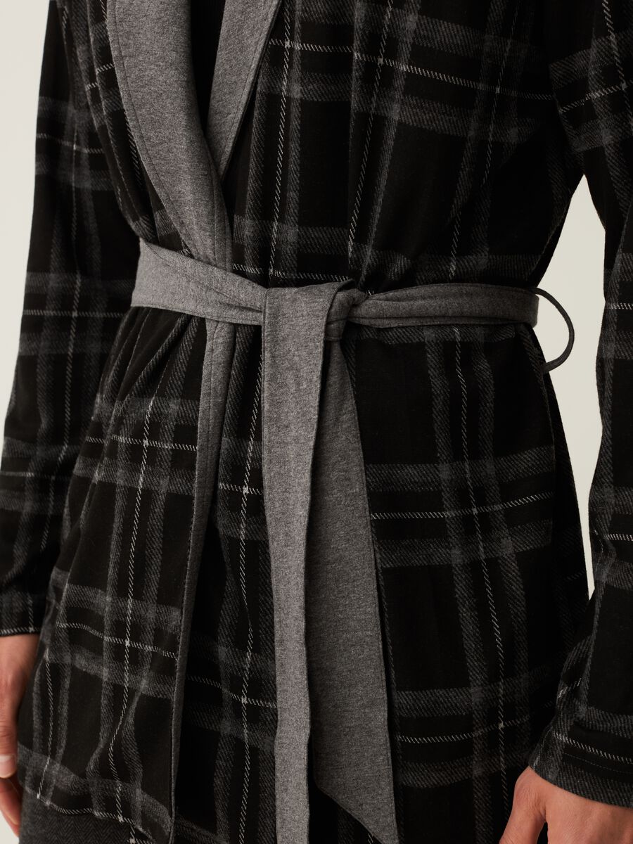 Short check robe with belt_3
