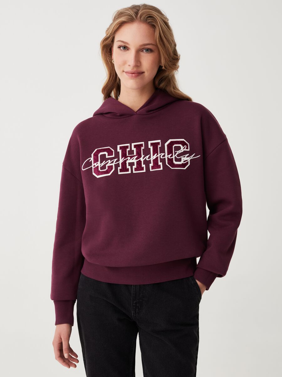 Hoodie with embroidered lettering._1