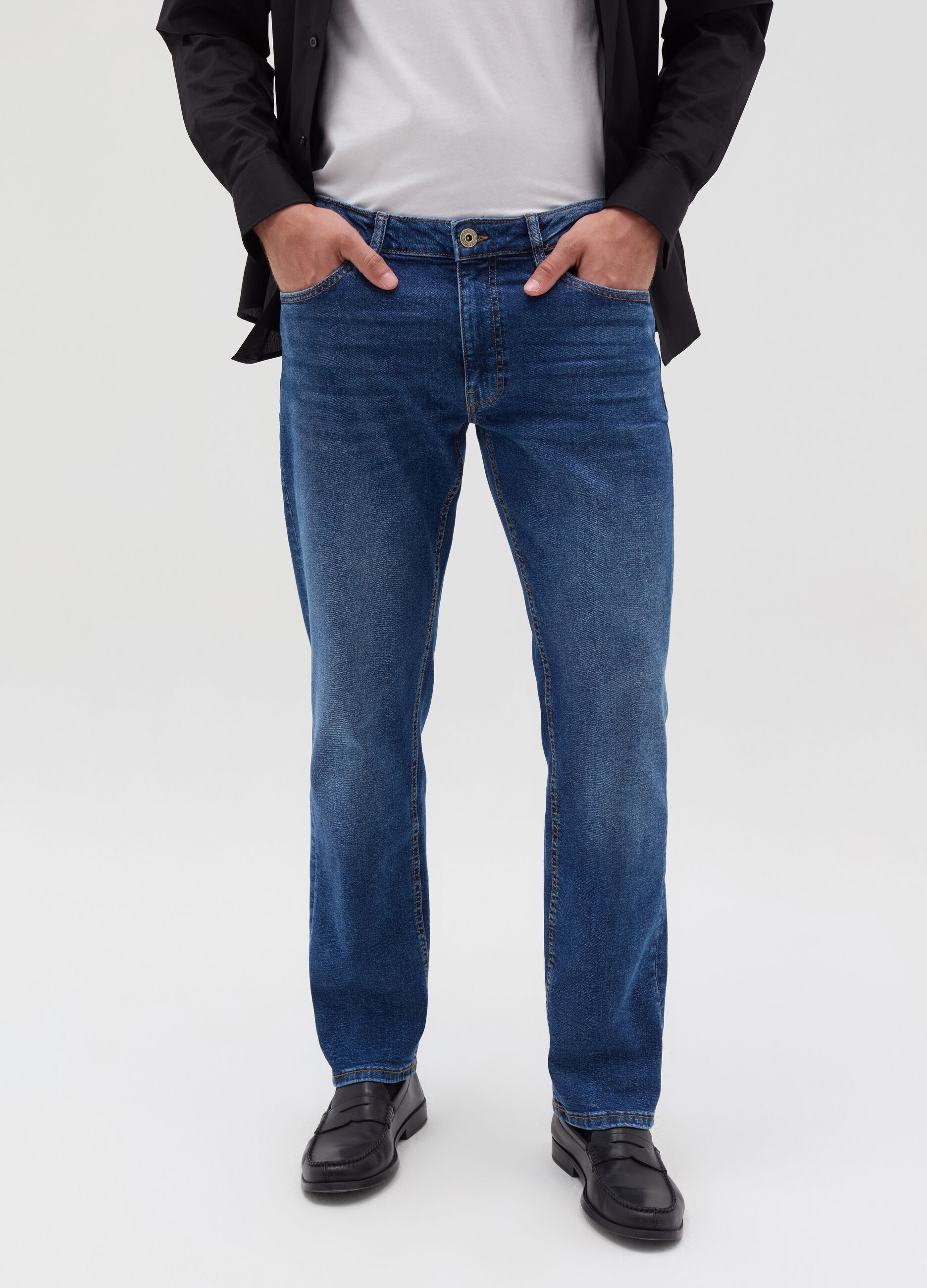 Comfort-fit stretch jeans