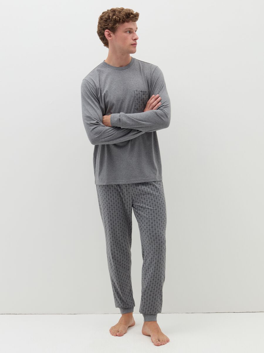Long pyjama top with contrasting pocket_0