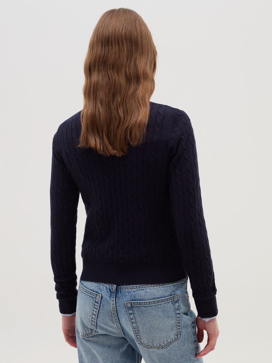 Ribbed pullover with cable-knit design_2