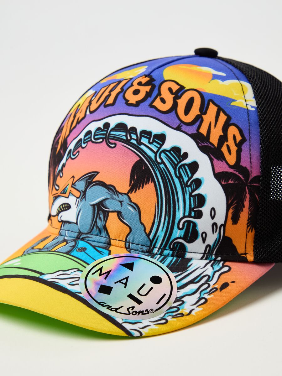 Baseball cap with shark print_1