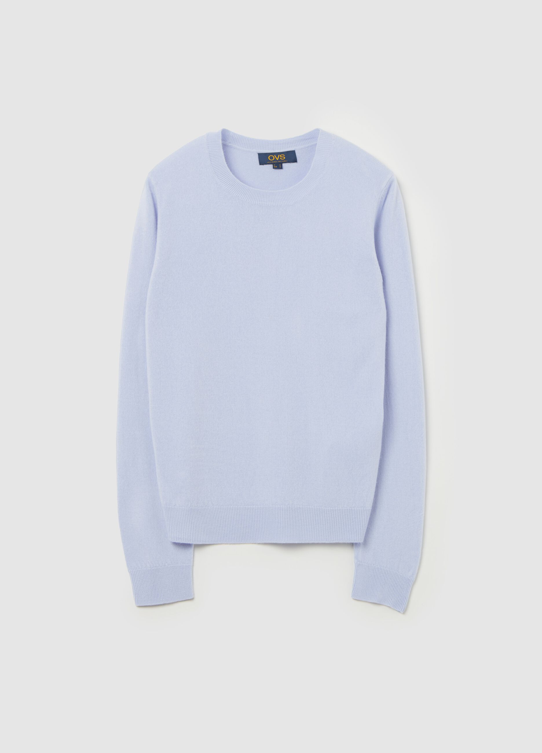 Top with long sleeves and round neck