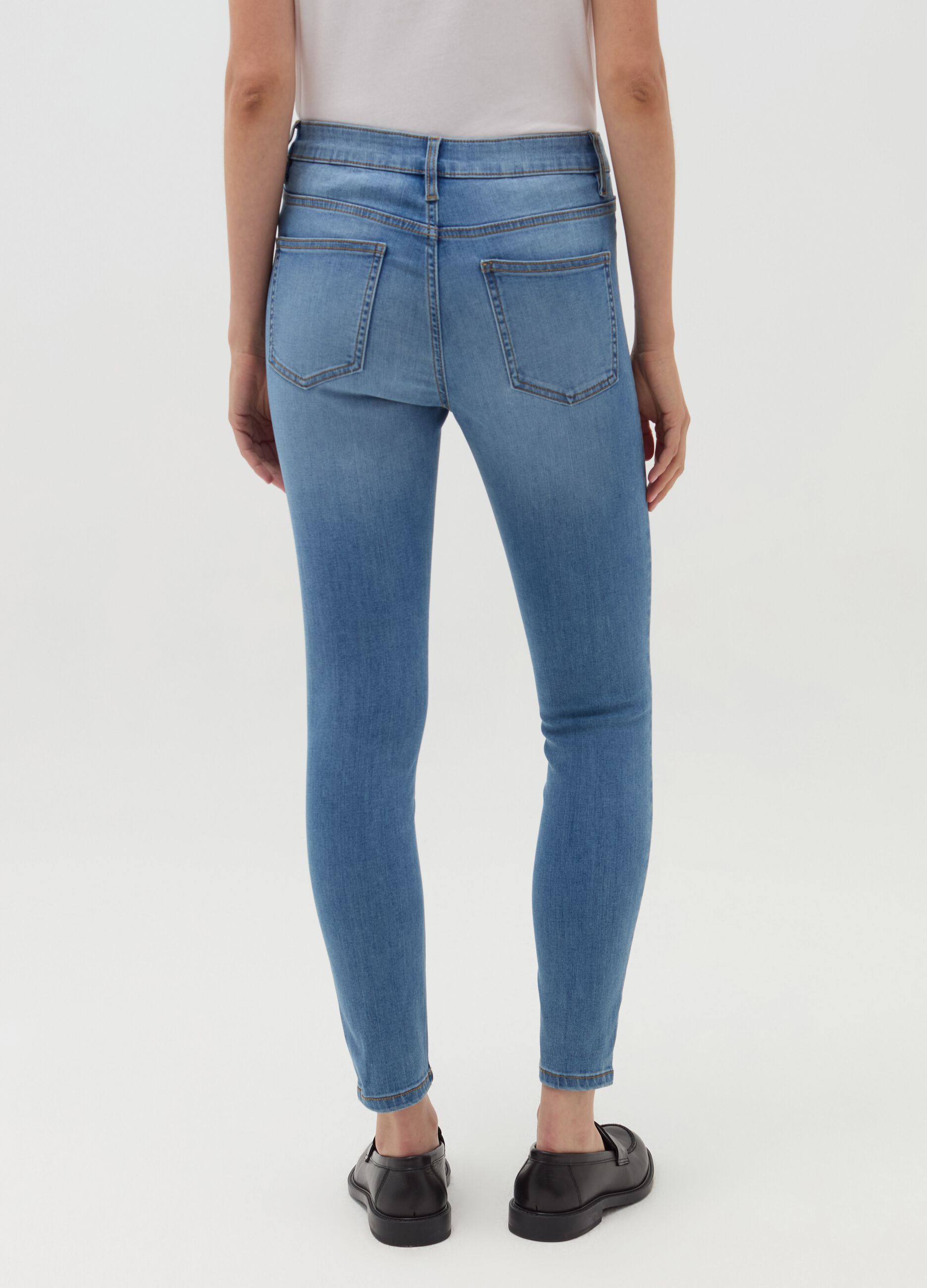 Skinny-fit crop jeans