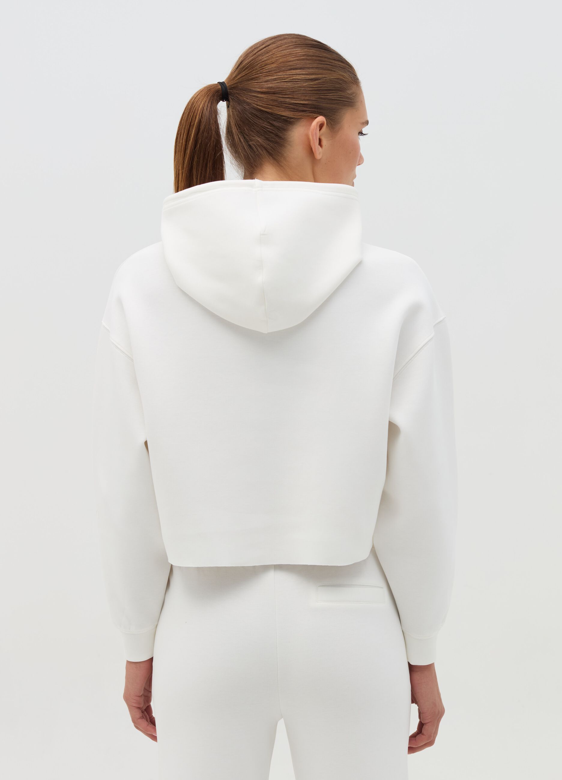 AI•KI crop sweatshirt with hood