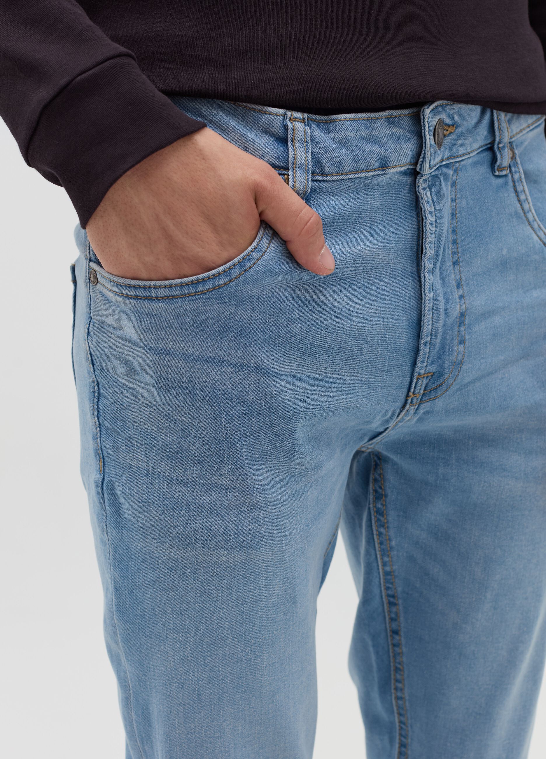 Super-skinny-fit jeans with fading