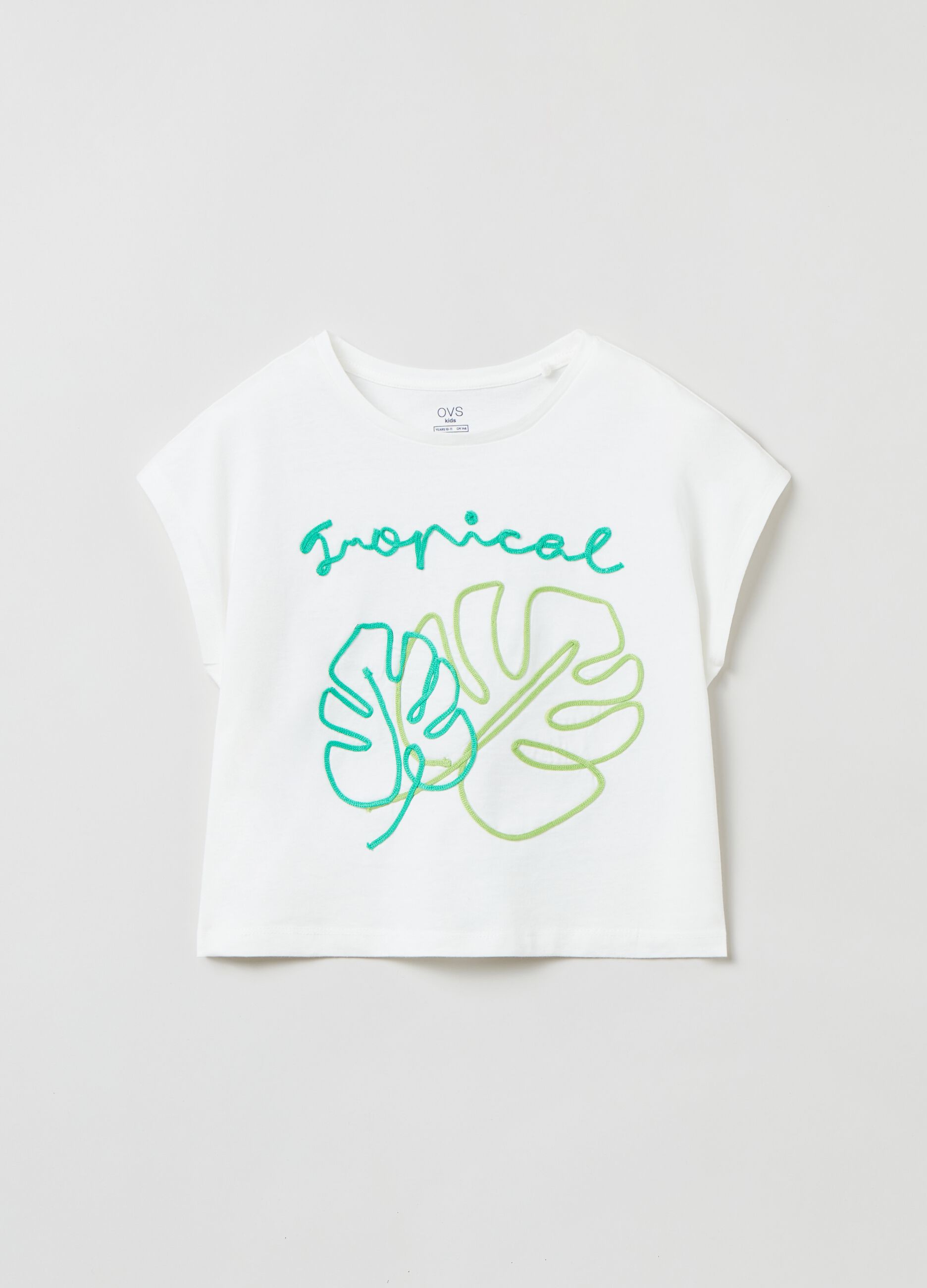 Cropped T-shirt with embroidery