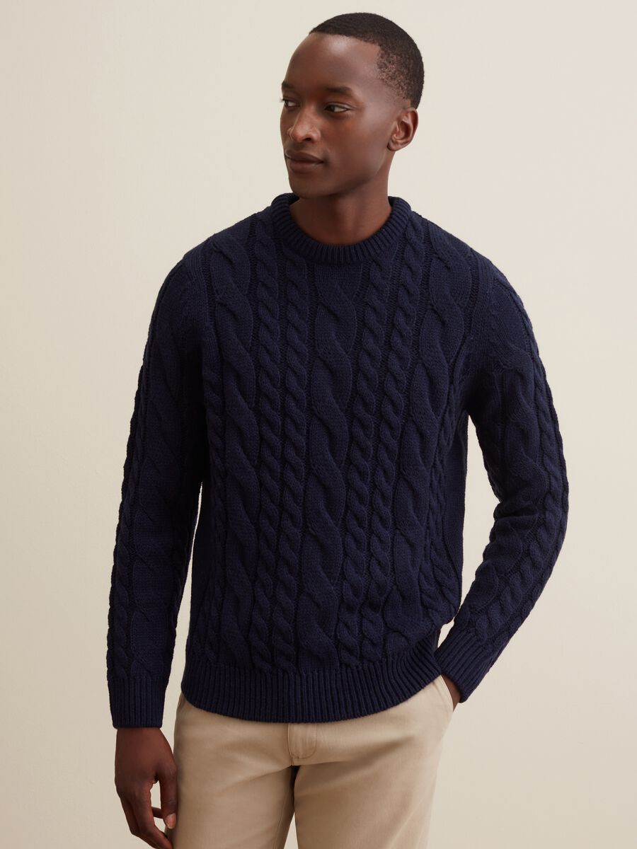 Cable knit crew-neck pullover_1