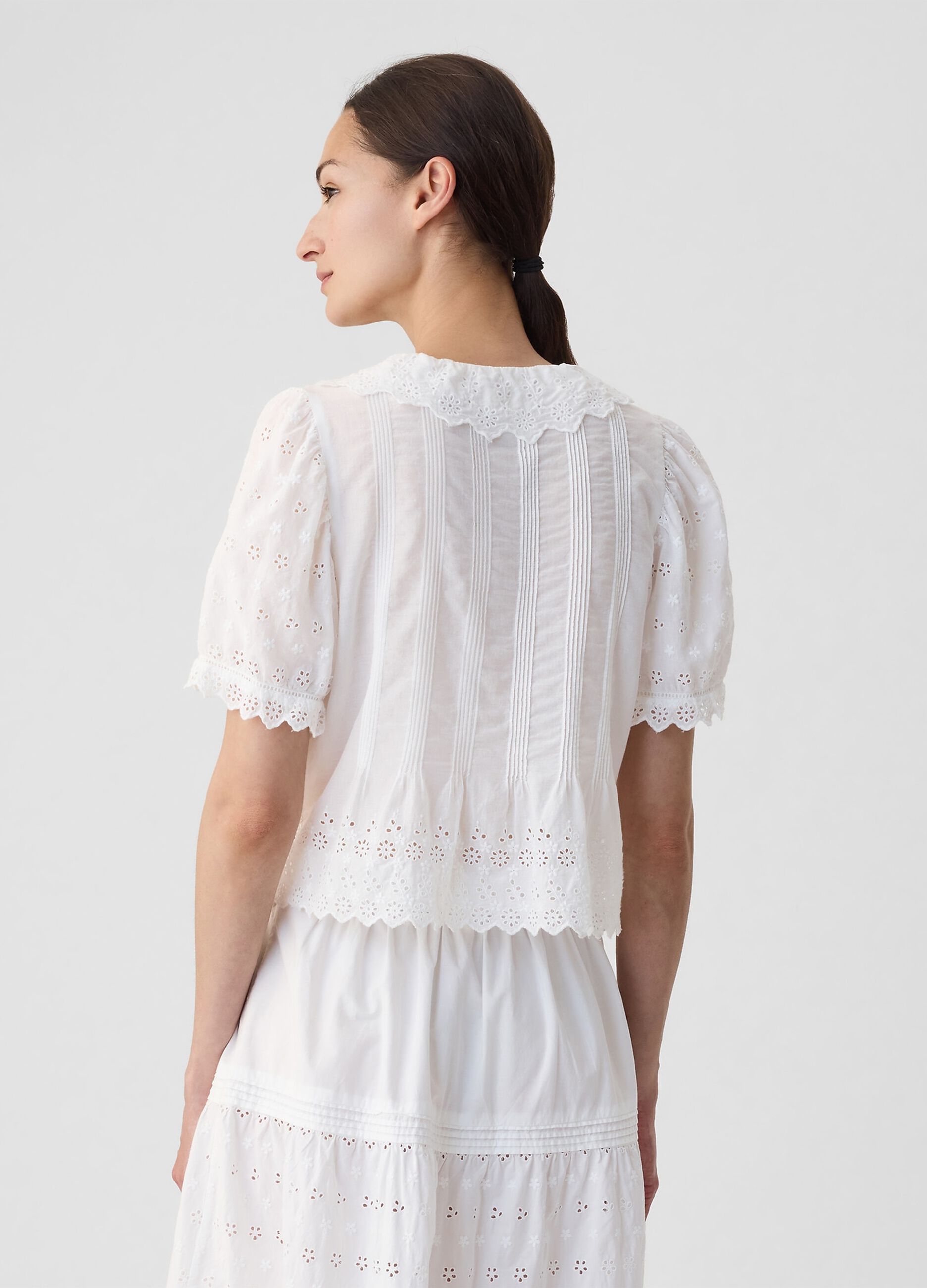 GAP for DÔEN blouse in broderie anglaise