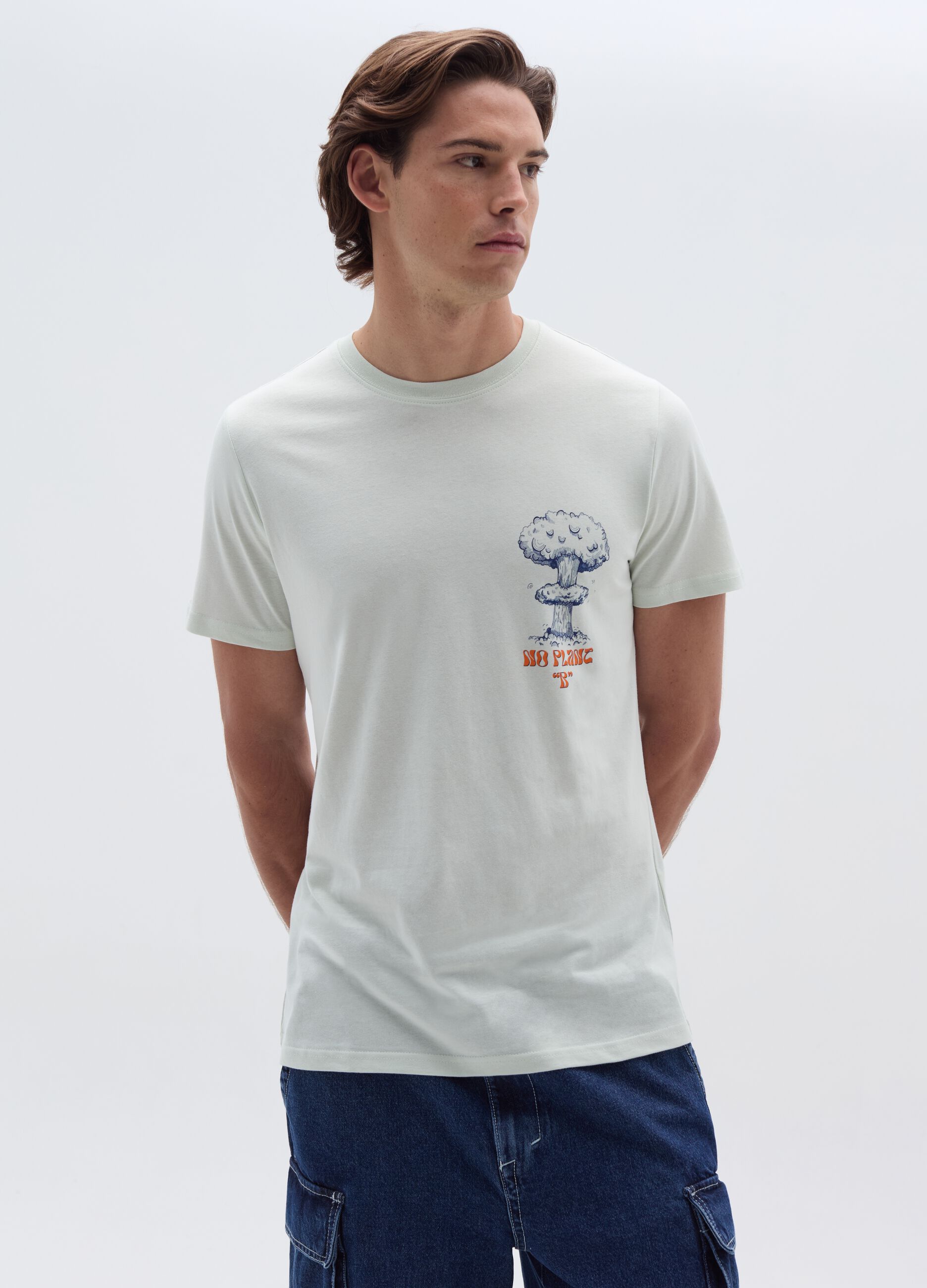 Cotton T-shirt with There is no Planet B motif