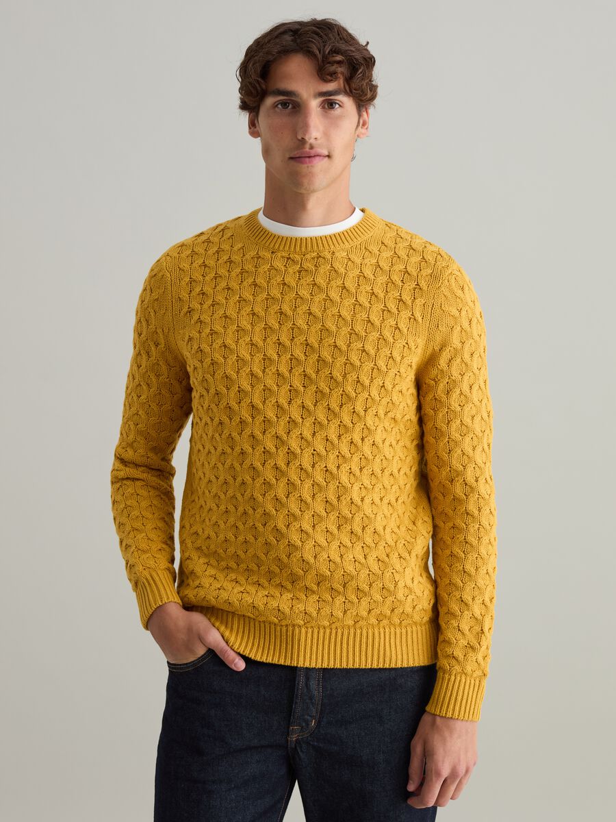 Pullover with wavy design_1