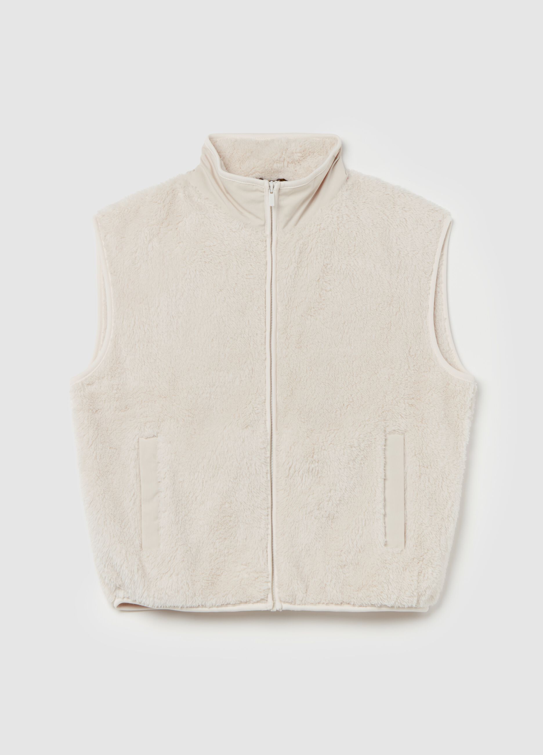 Essential full-zip gilet