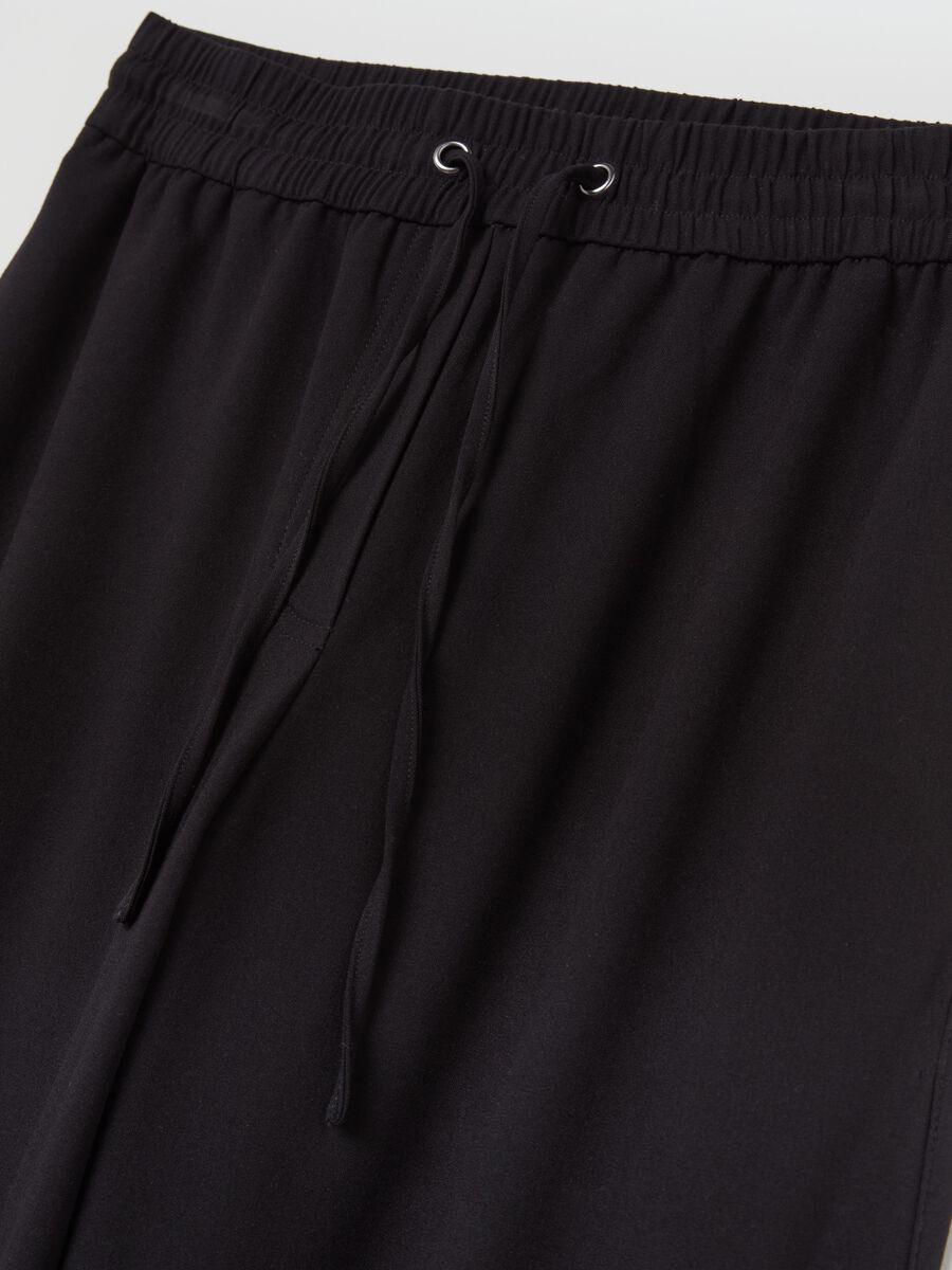 Relaxed-fit trousers with drawstring_1