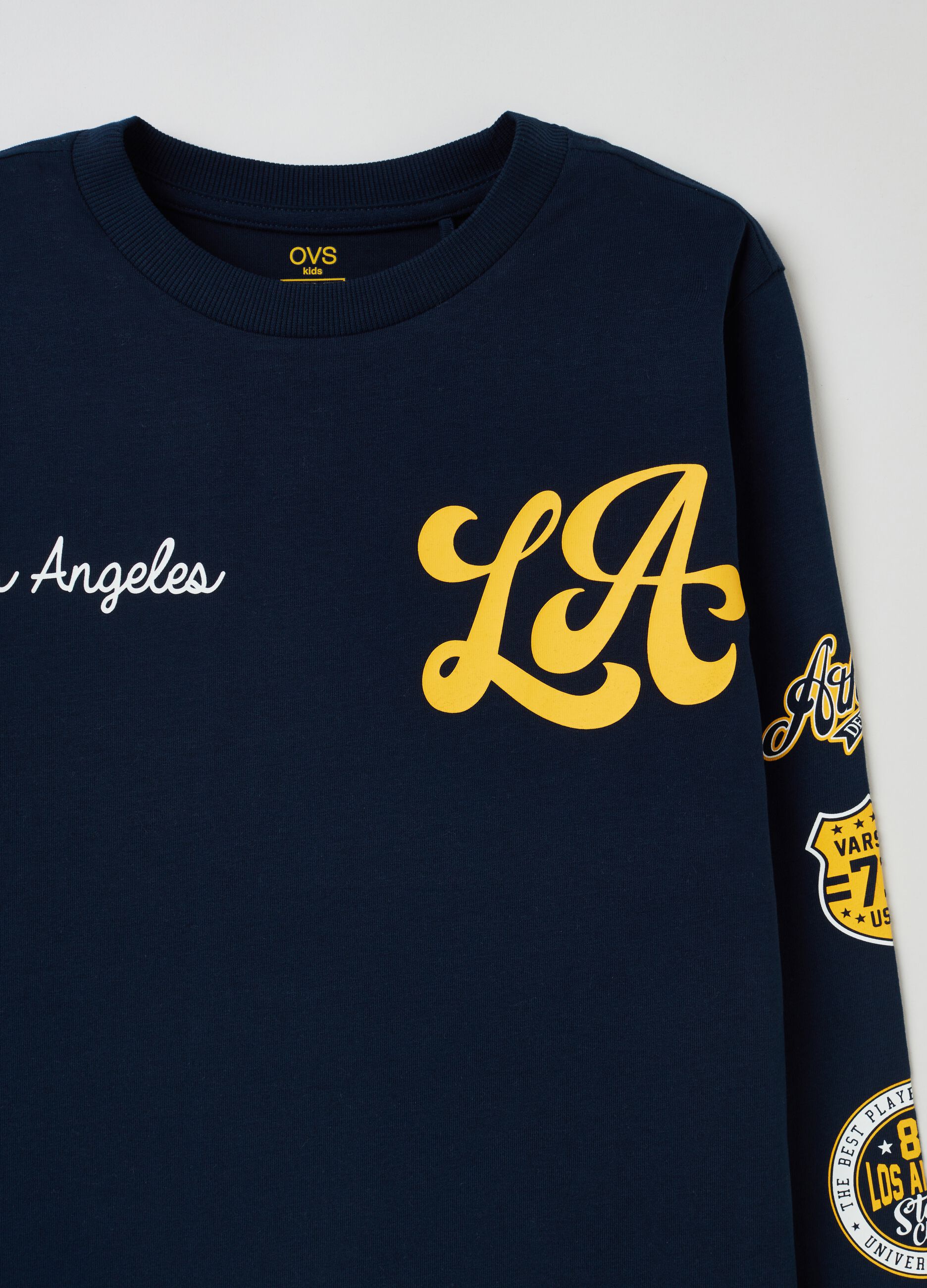 Long-sleeved T-shirt with lettering print