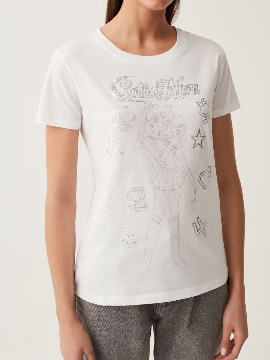 T-shirt with Sailor Moon print in foil_1