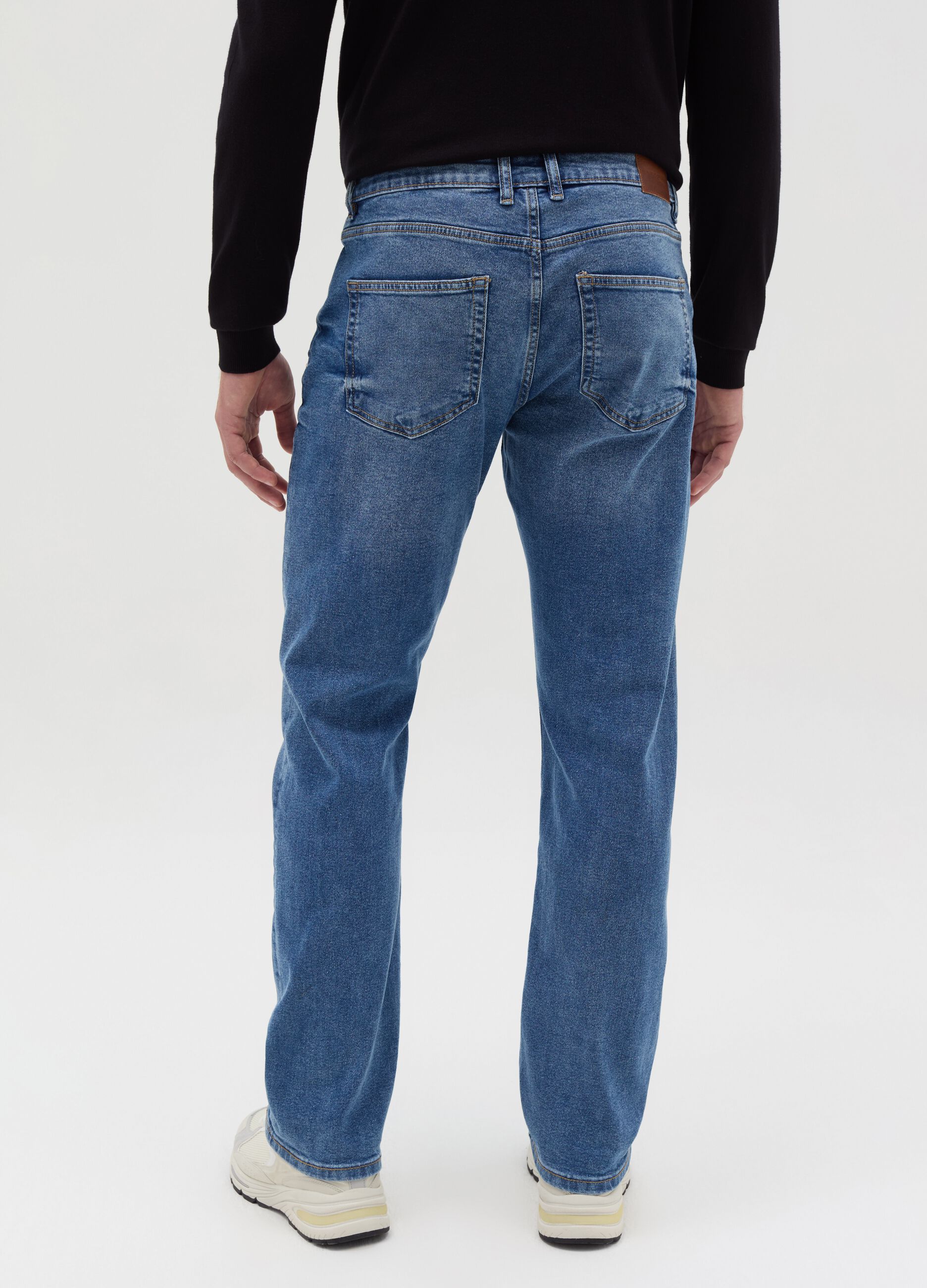 Comfort-fit stretch jeans