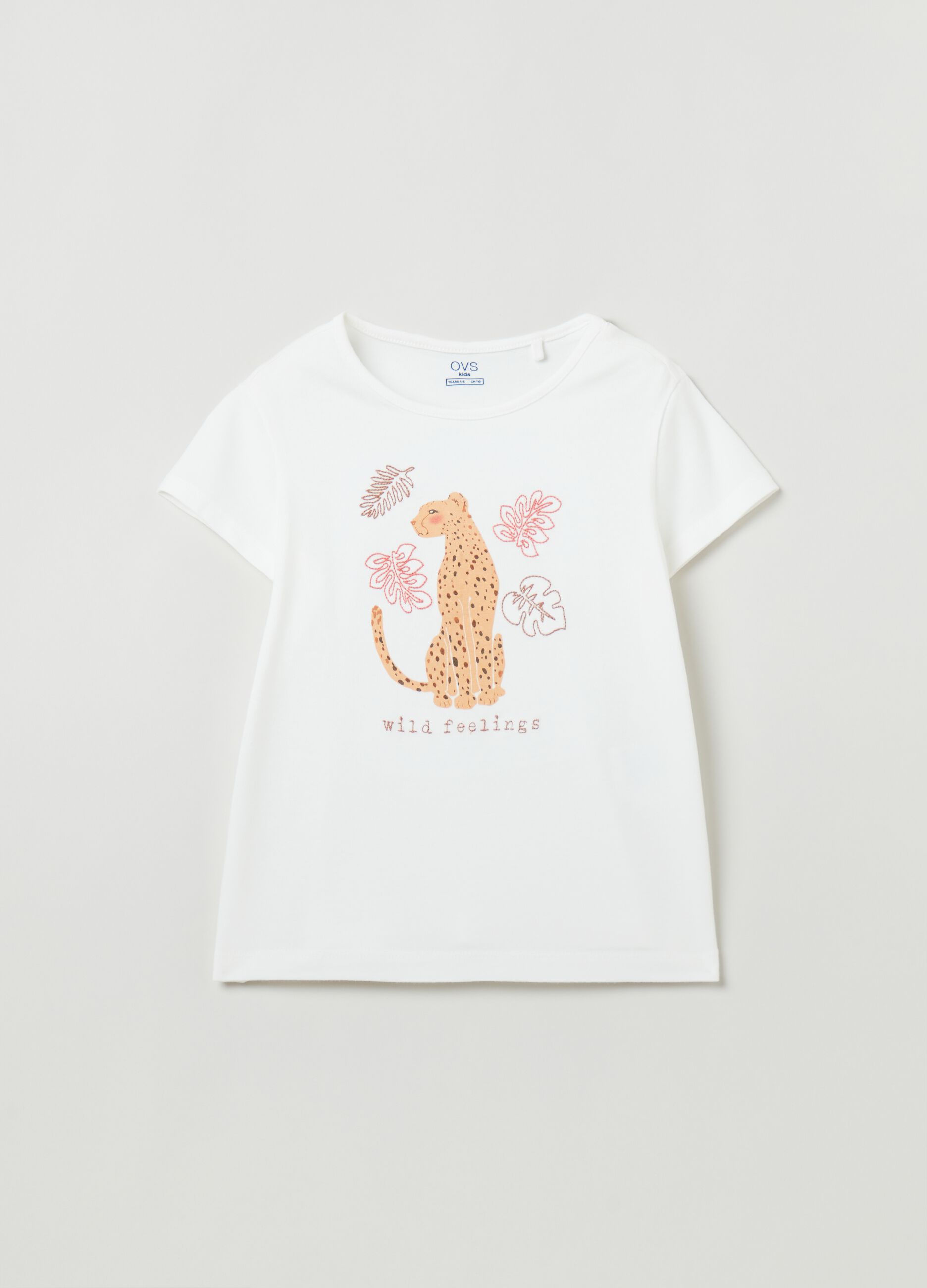 T-shirt with leopard print and round neck