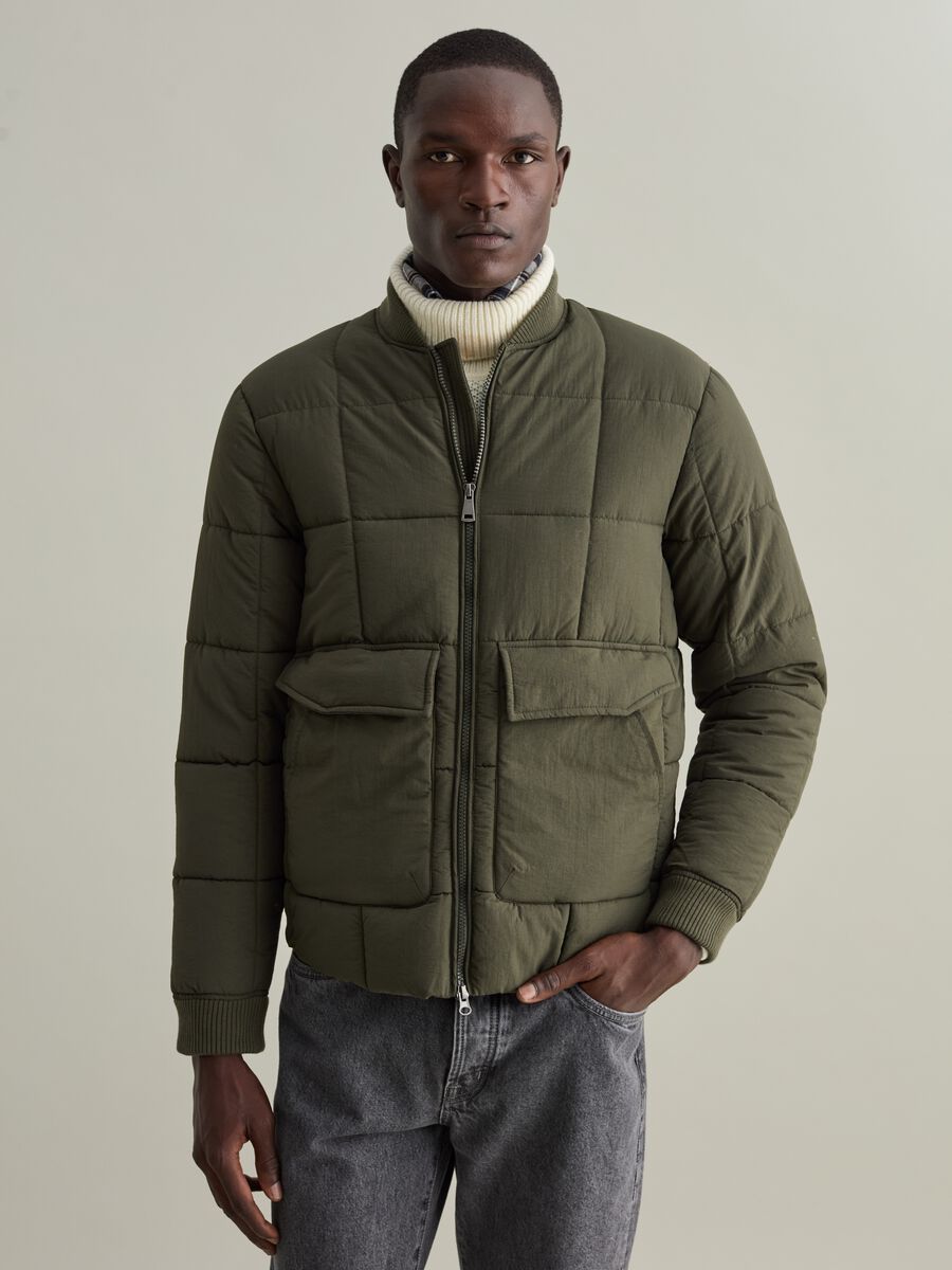 Quilted down jacket with REPREVE® padding_1