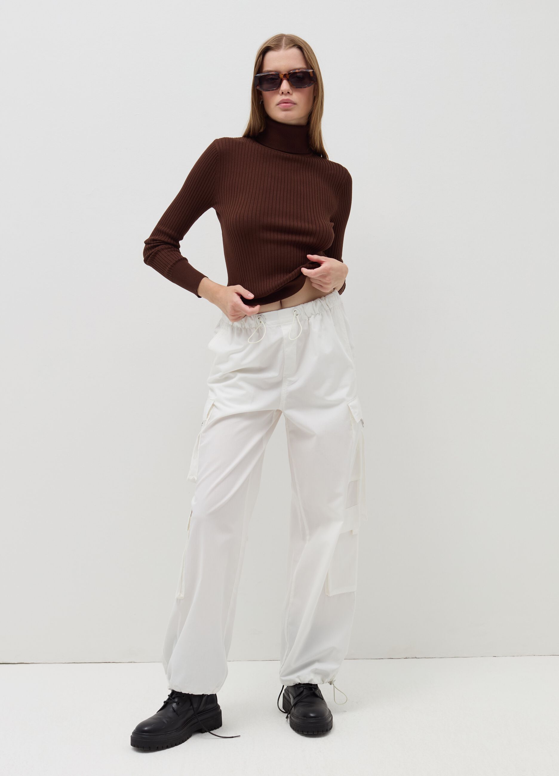 Turtleneck pullover with flat ribbing