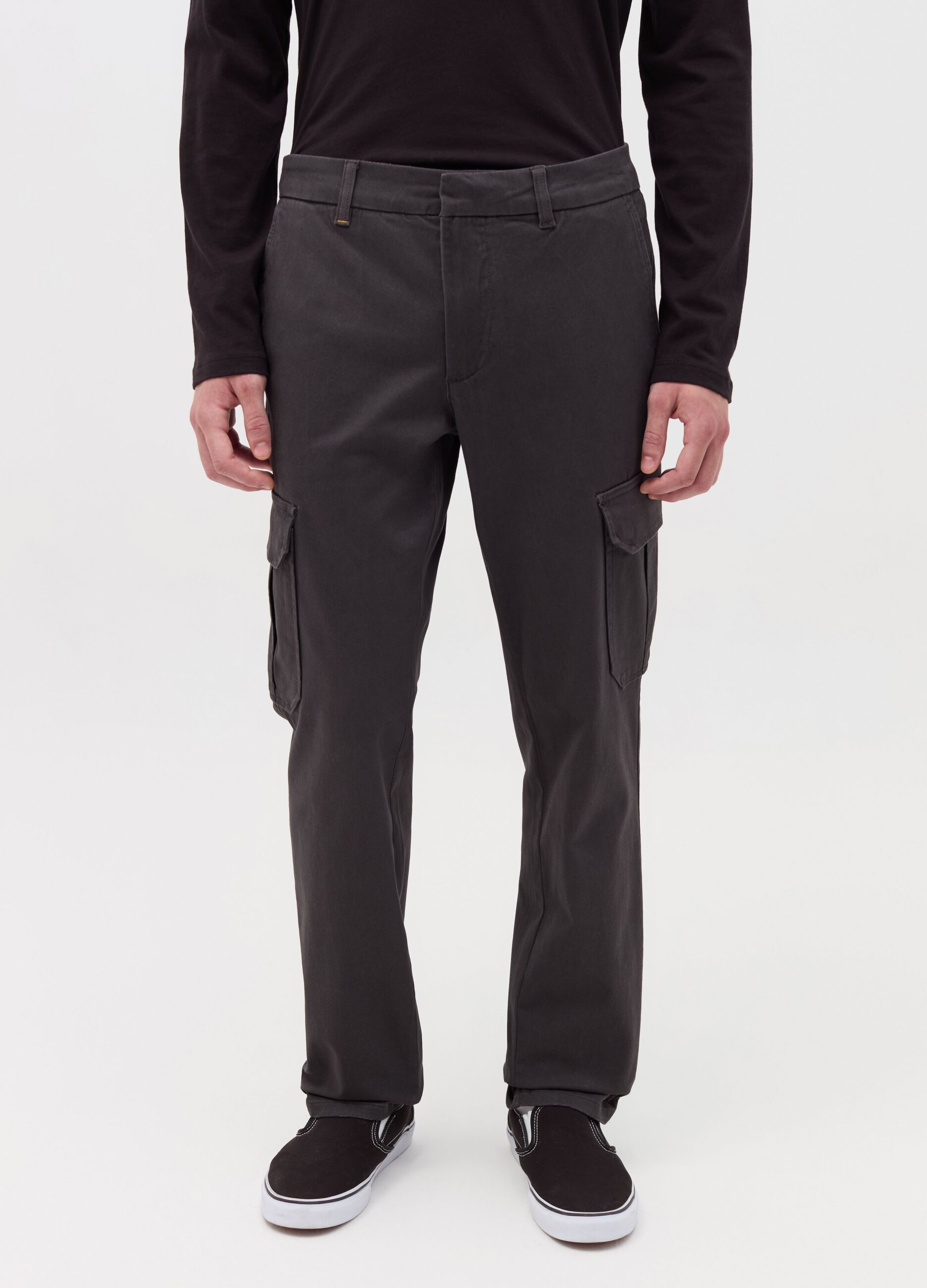 Slim-fit cargo trousers