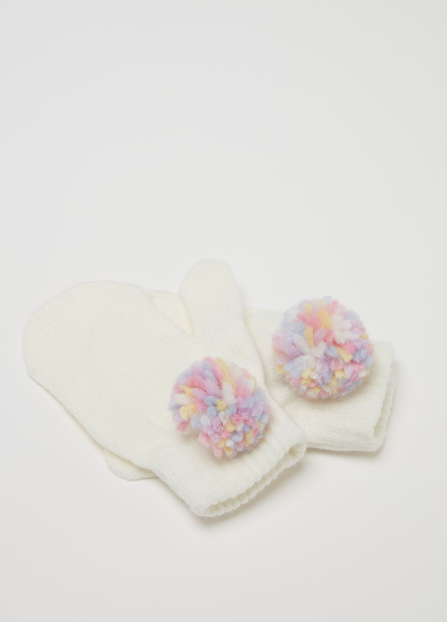 Hat and mittens set with pompoms