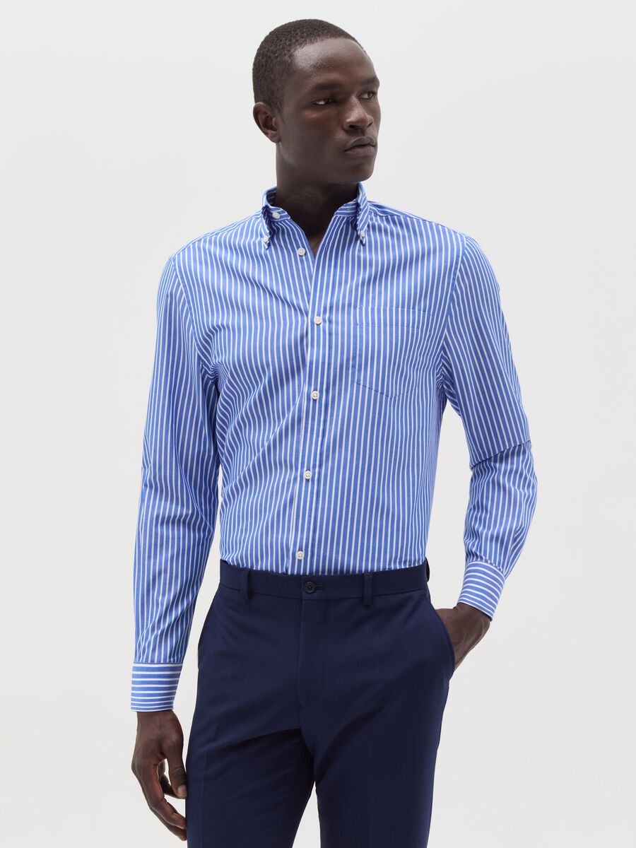 Regular-fit shirt with striped pattern_0