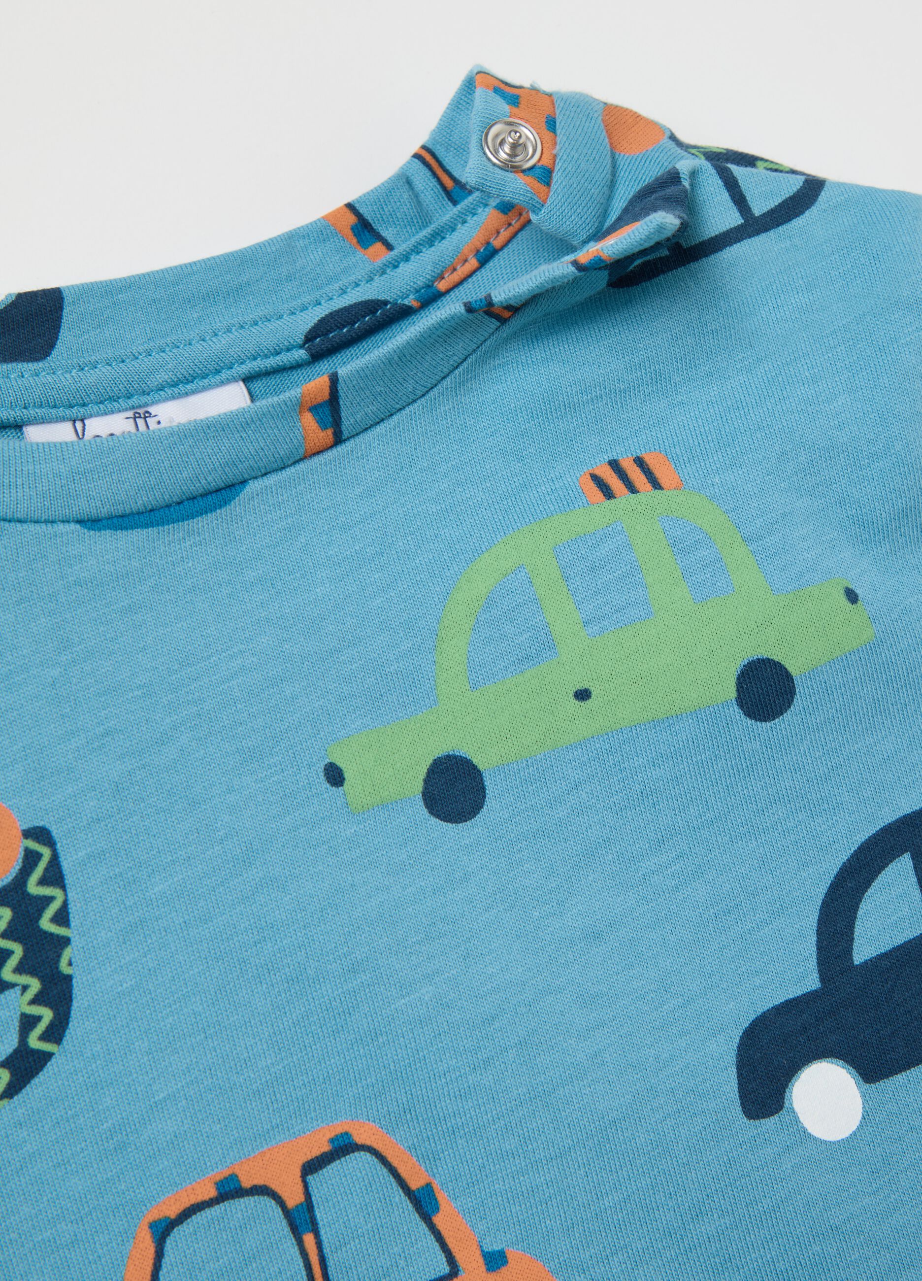 T-shirt with long sleeves and small cars print