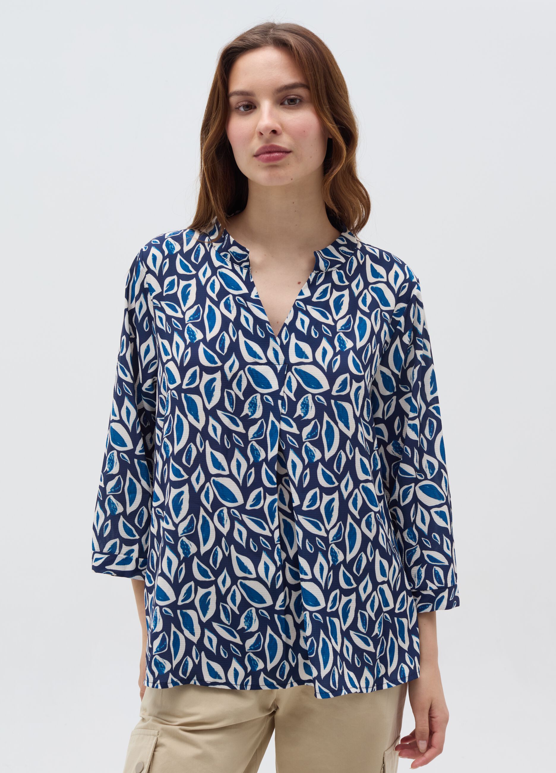 Printed blouse with V-neck