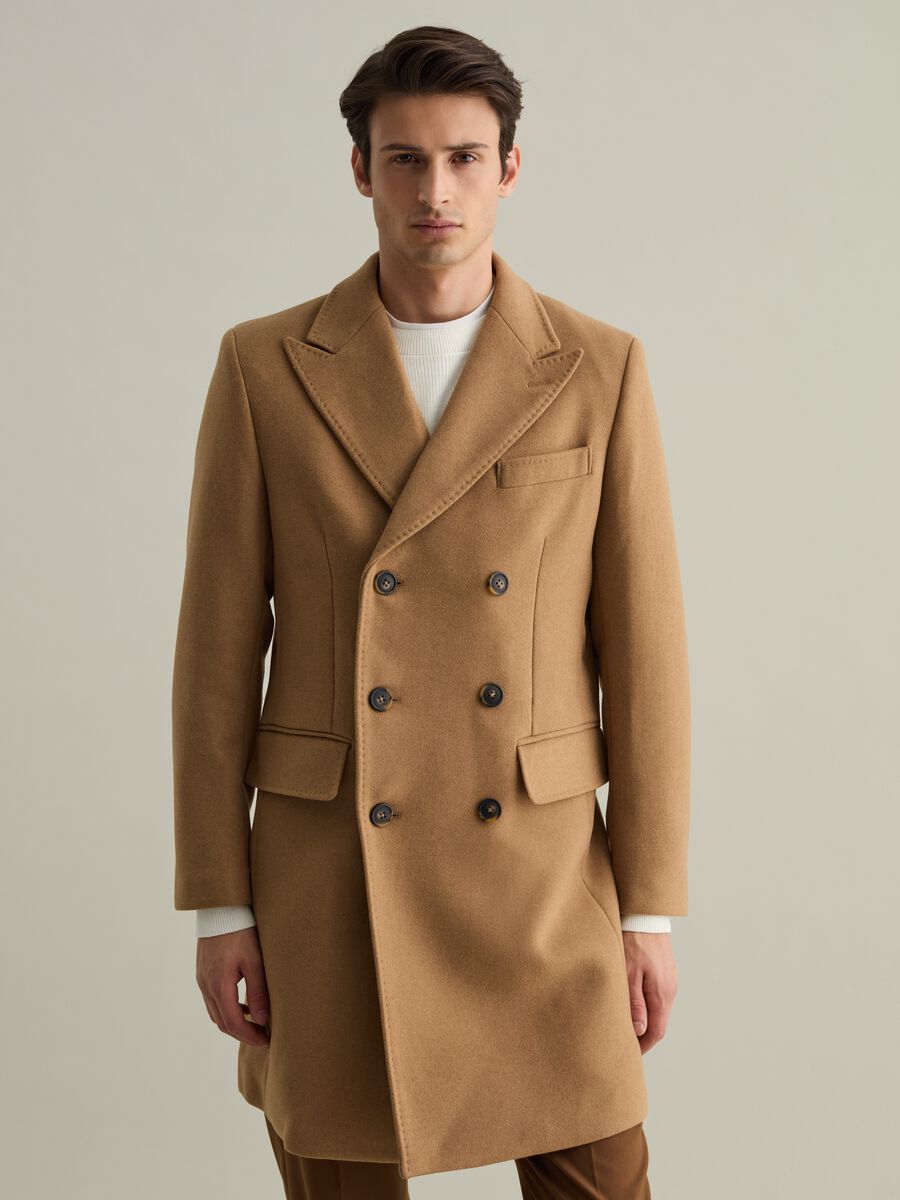 Contemporary long double-breasted coat_1