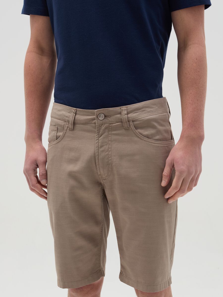 Bermuda shorts with five pockets in cotton and linen_1