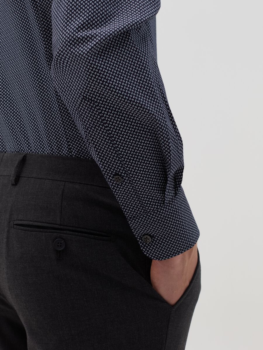 Slim-fit shirt with micro pattern_3