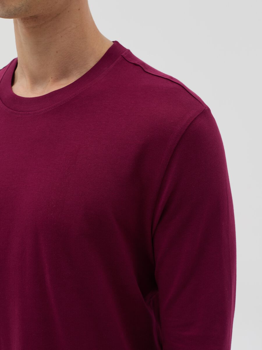 Long-sleeved T-shirt with round neck_3