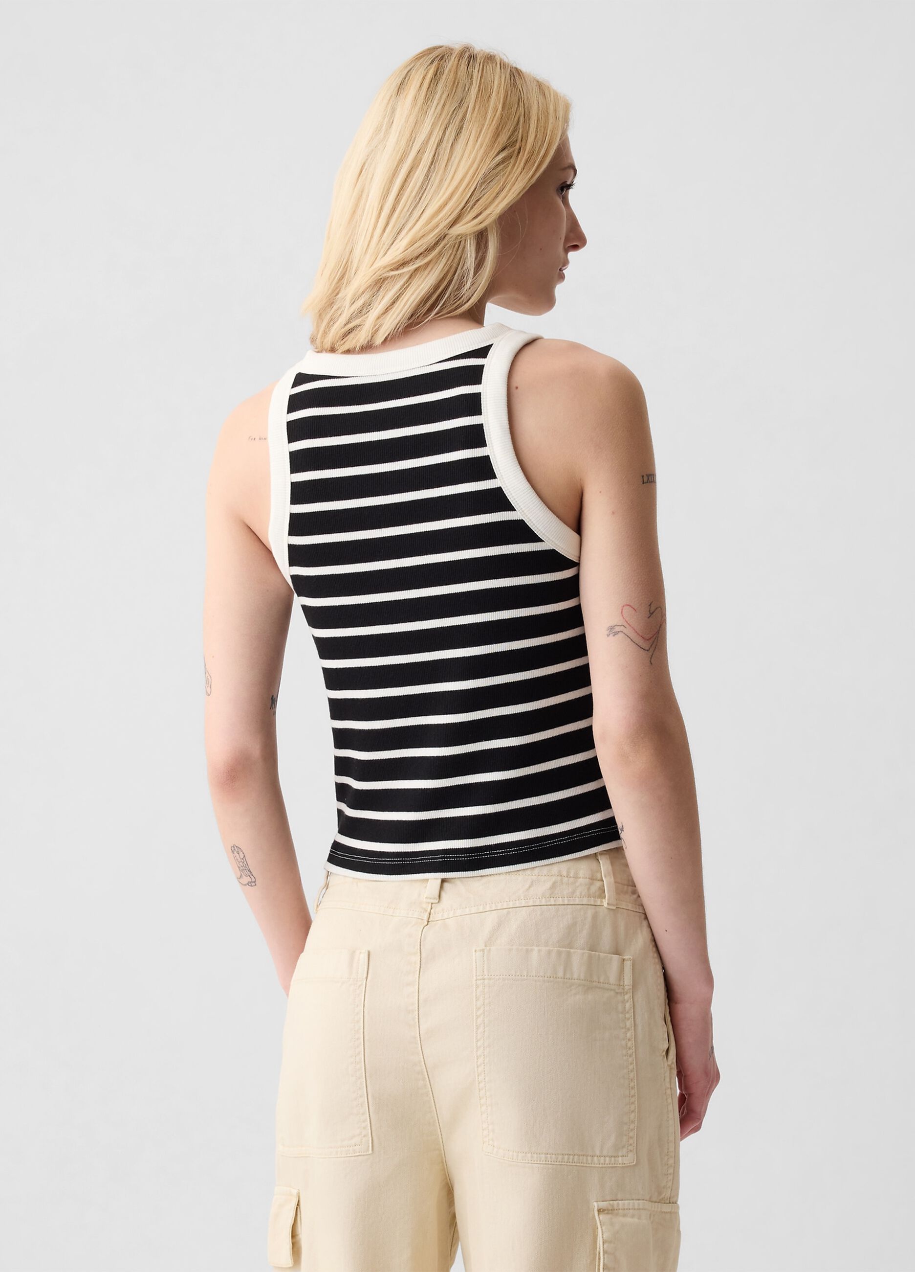 Ribbed crop tank top with halter neck