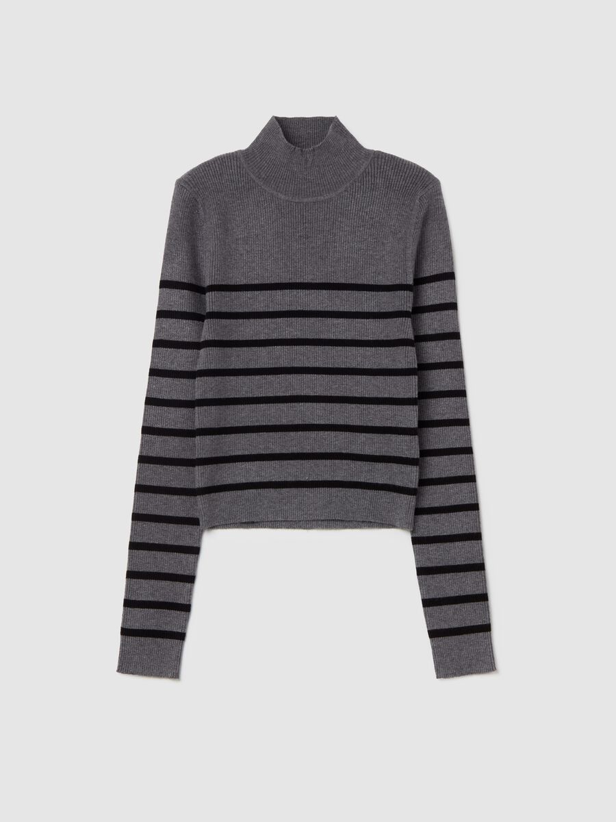 Pullover with striped mock neck_4