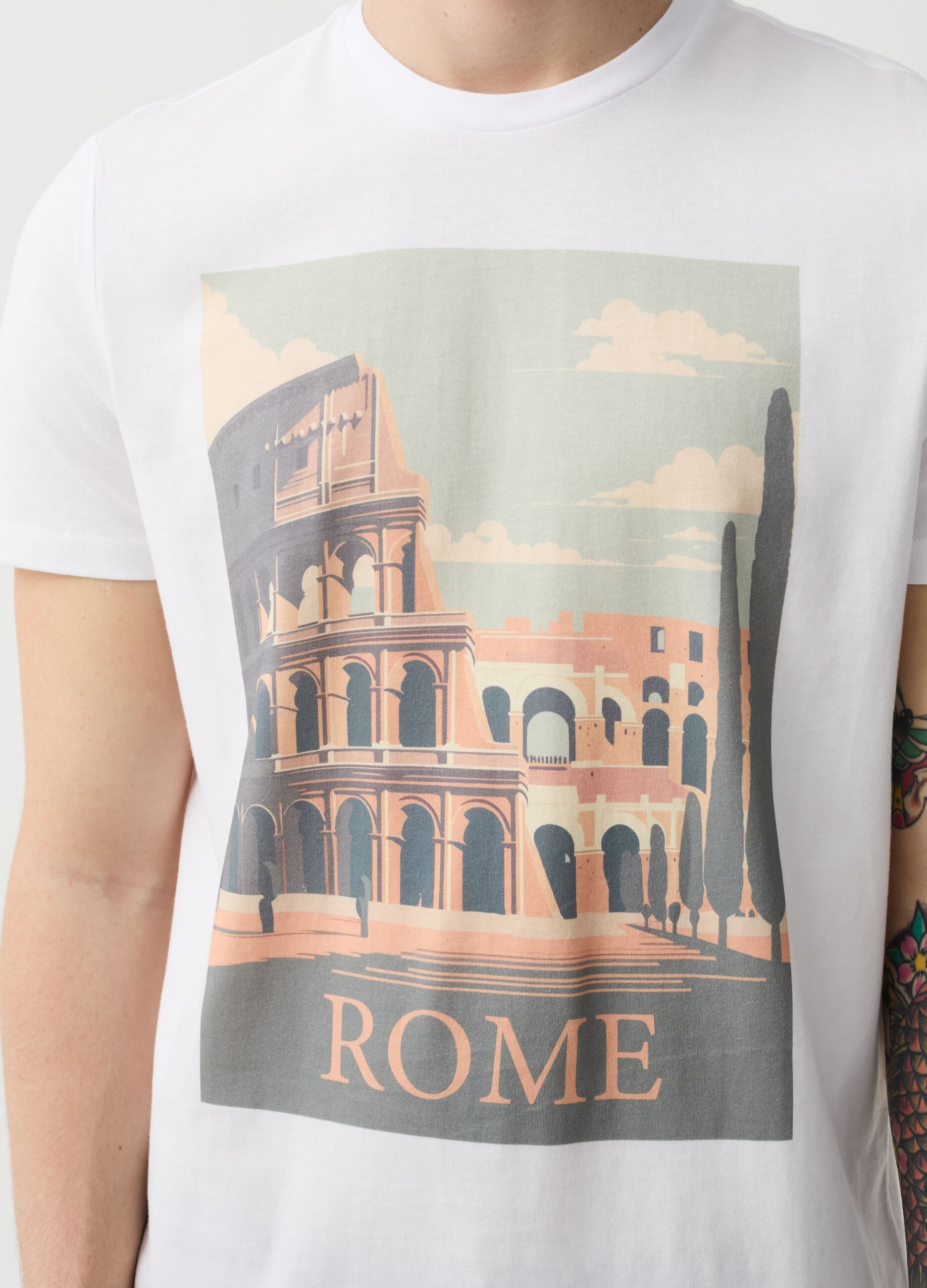 T-shirt con stampa Roma Colosseo
