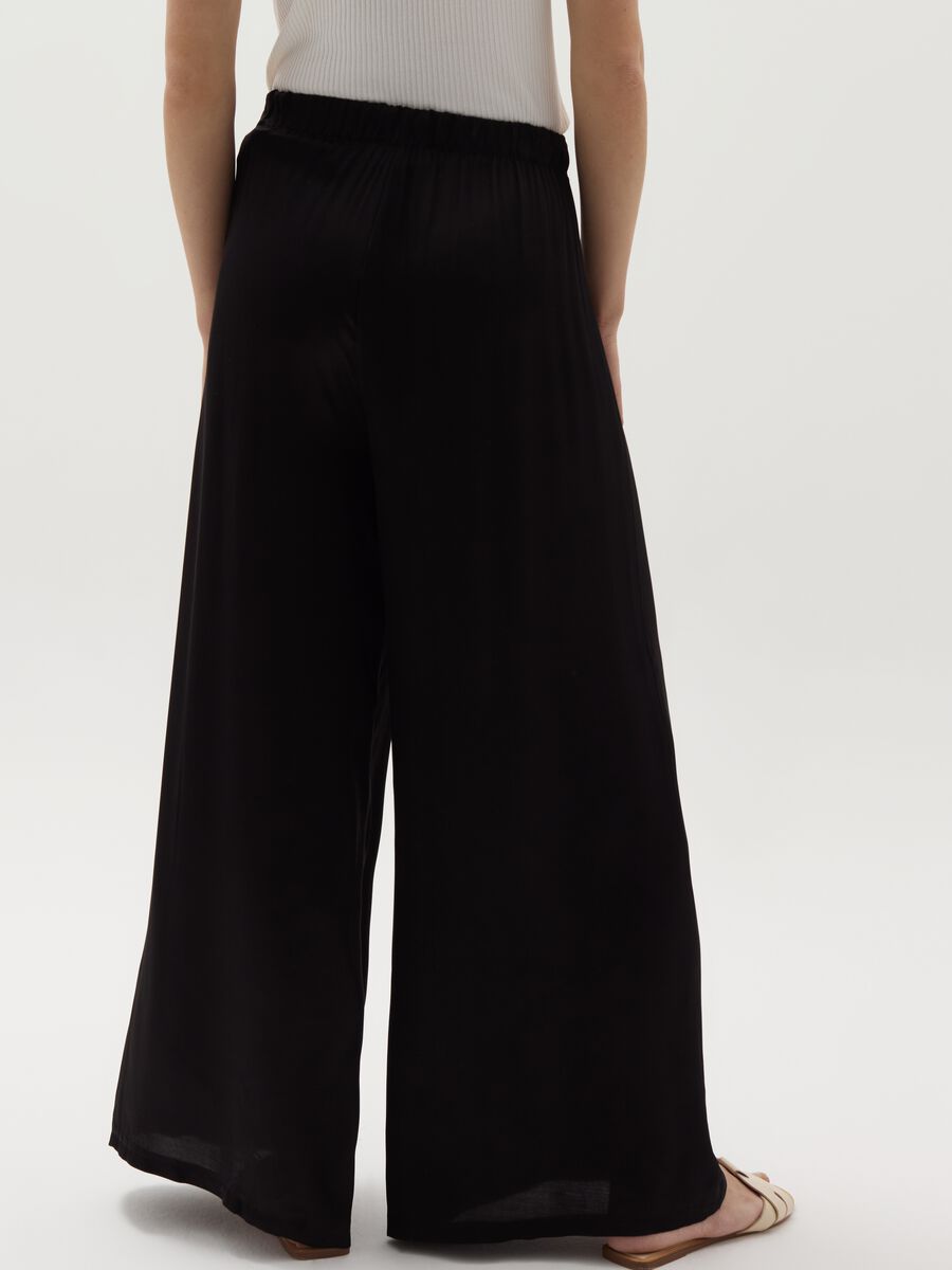 Palazzo trousers in satin_2