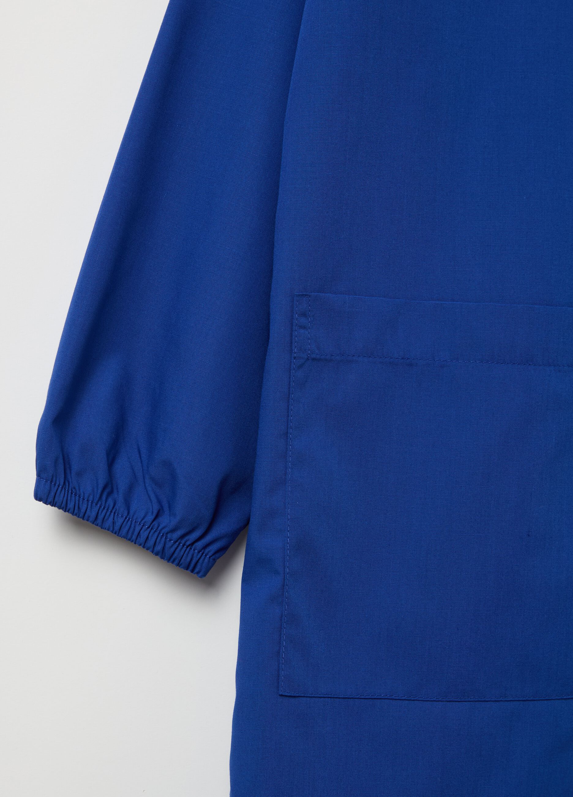 Two-pack solid colour school smocks with buttons