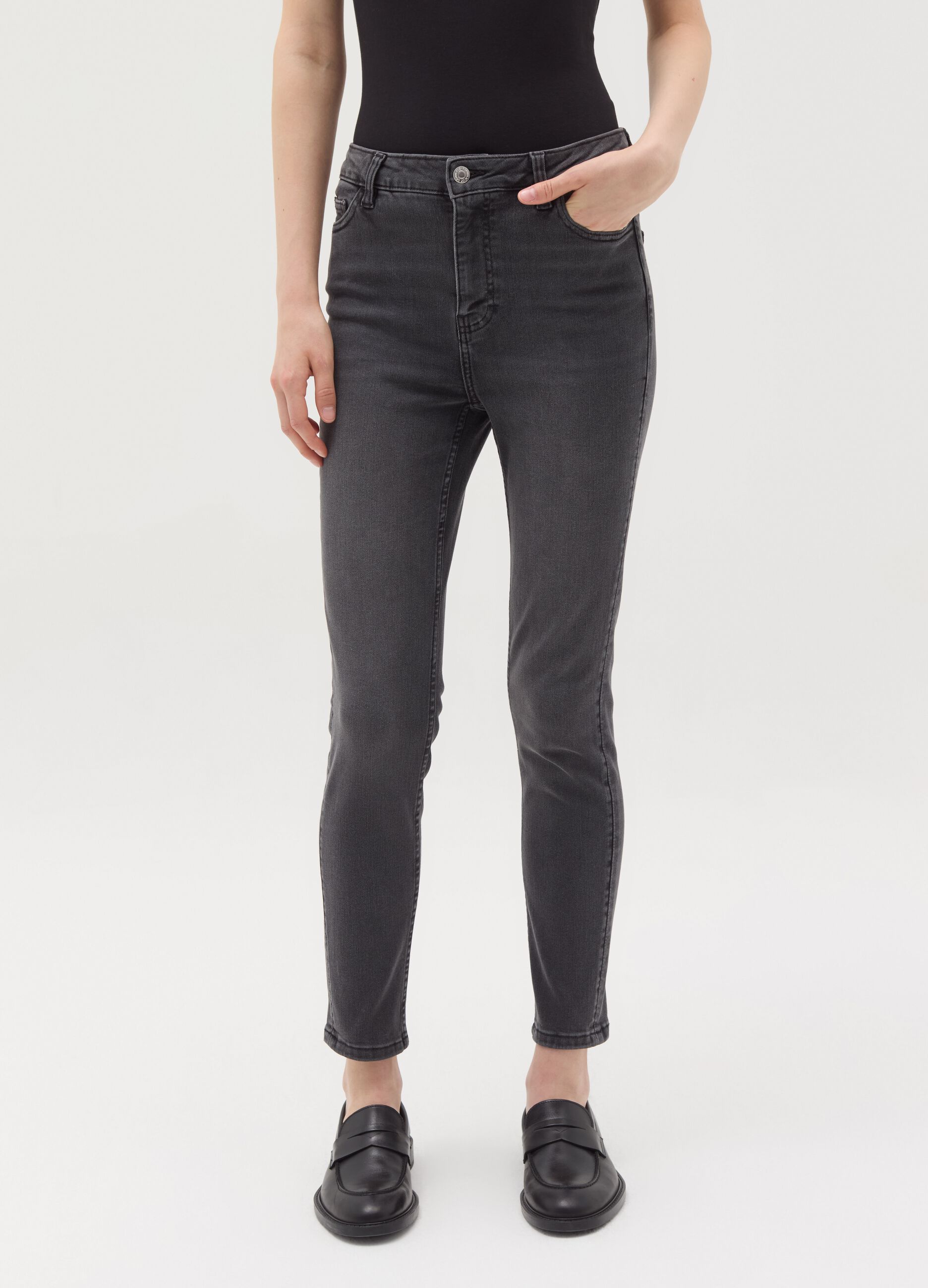 Skinny-fit jeans with five pockets