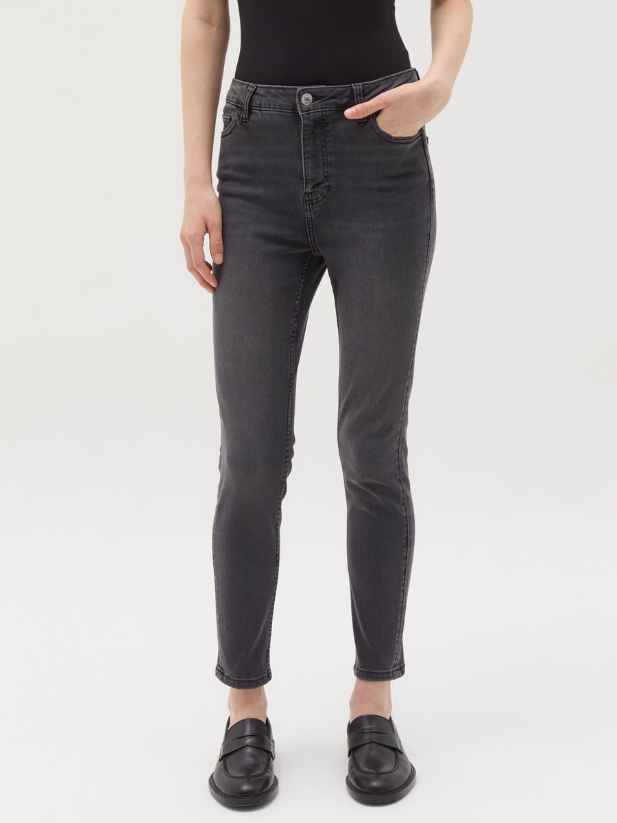 Skinny-fit jeans with five pockets_1